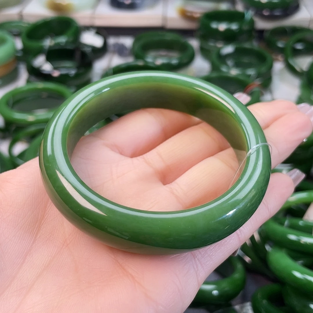 和田玉（碧玉）手镯未镶嵌