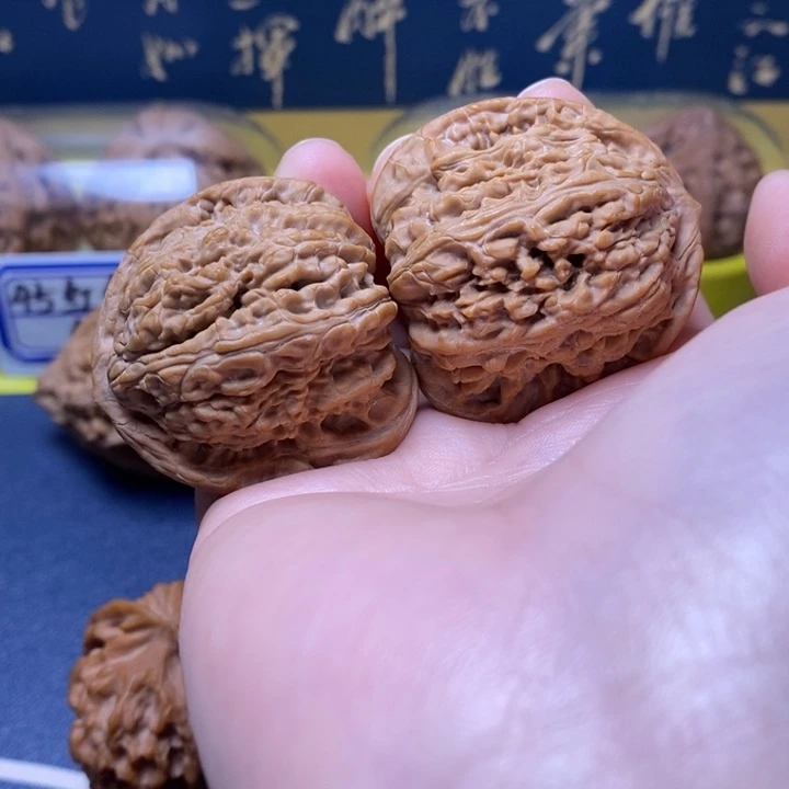 把件文玩核桃野生不知名