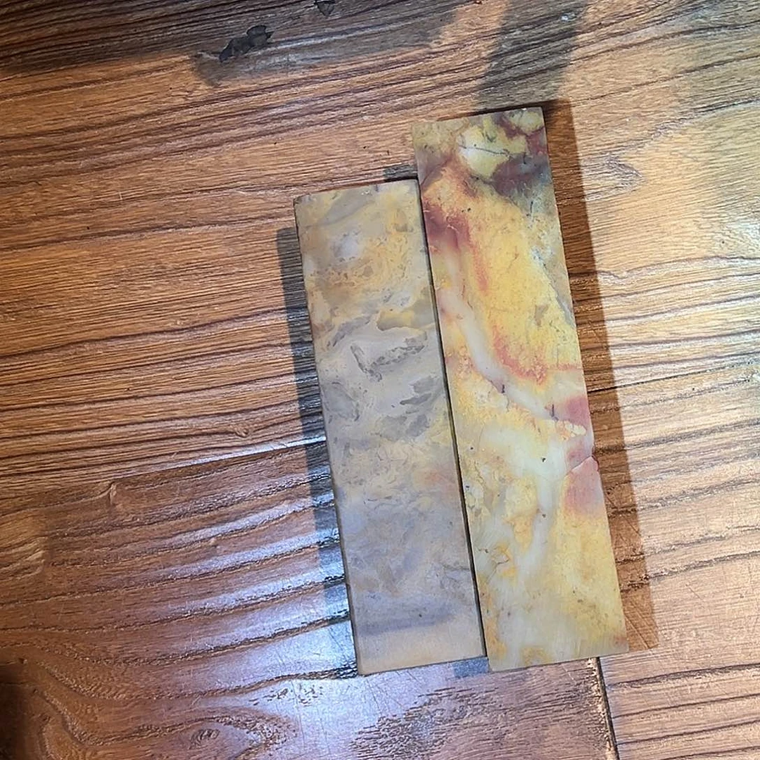 瑜***娟寿山石随机批发2个