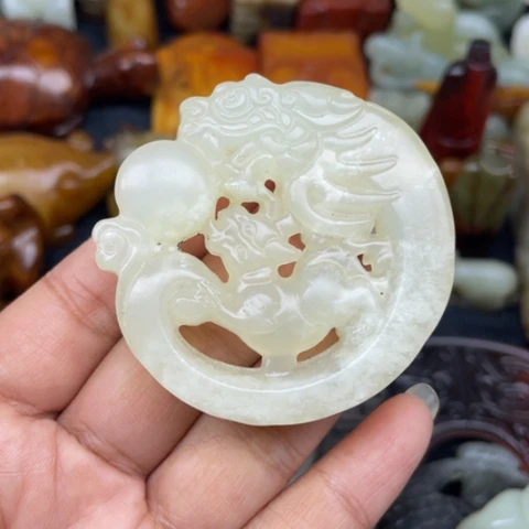 蛇纹石玉未镶嵌颈饰54