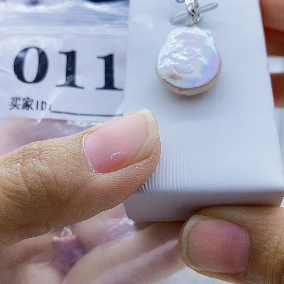 钛钢颈饰淡水珍珠