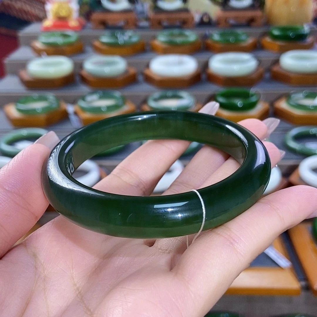 和田玉手镯未镶嵌收藏级俄罗斯老坑碧玉猫眼60