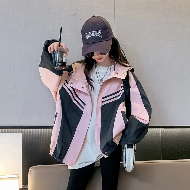 女童秋冬装外套2025新款中大儿童韩版洋气宽松运动休闲连帽冲锋衣