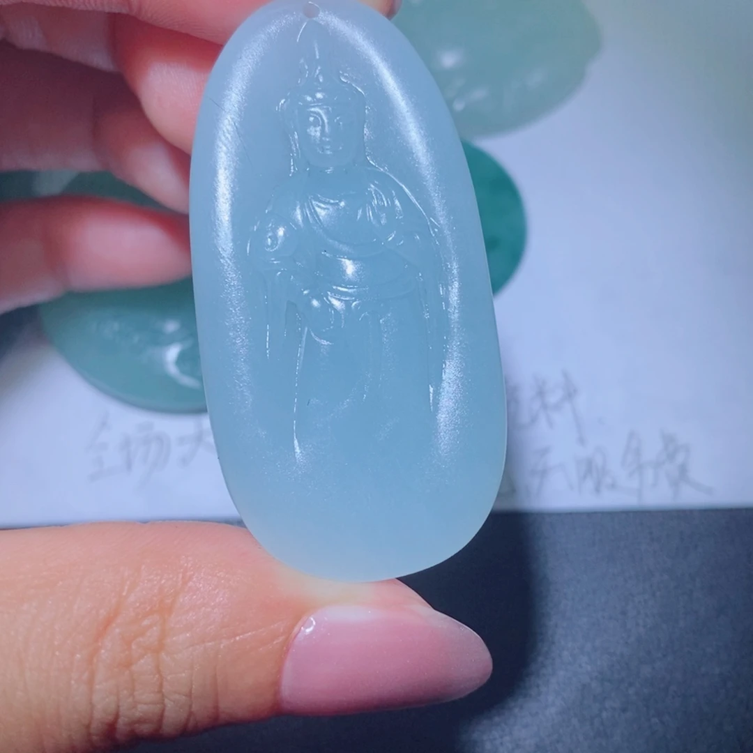 未镶嵌吊坠定制翡翠