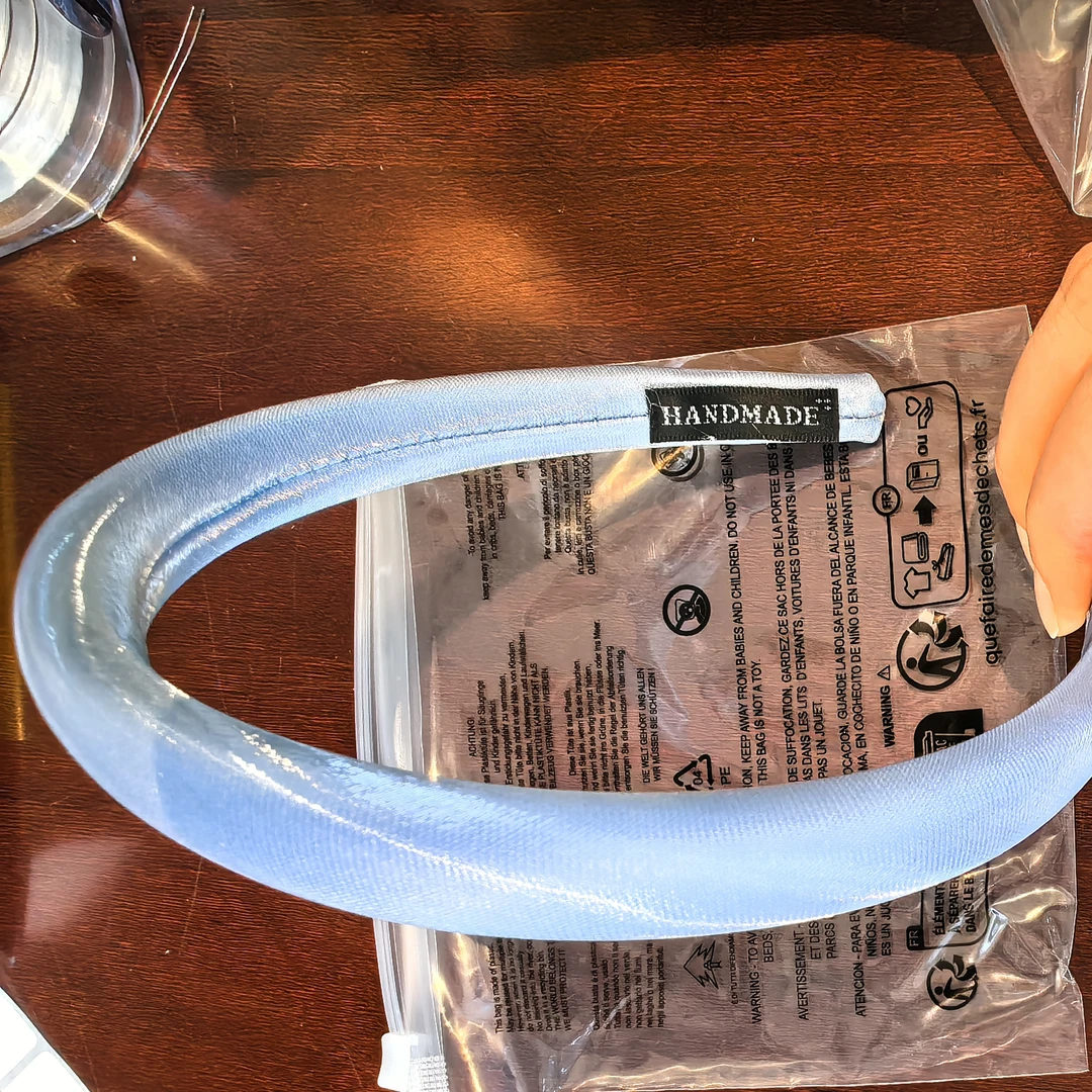 TT019 泡菜尾单发箍缎面baby蓝显白1.5cm｜淘贩