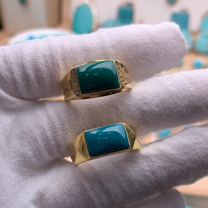 ****溪绿松石18K金镶嵌珠宝奇石