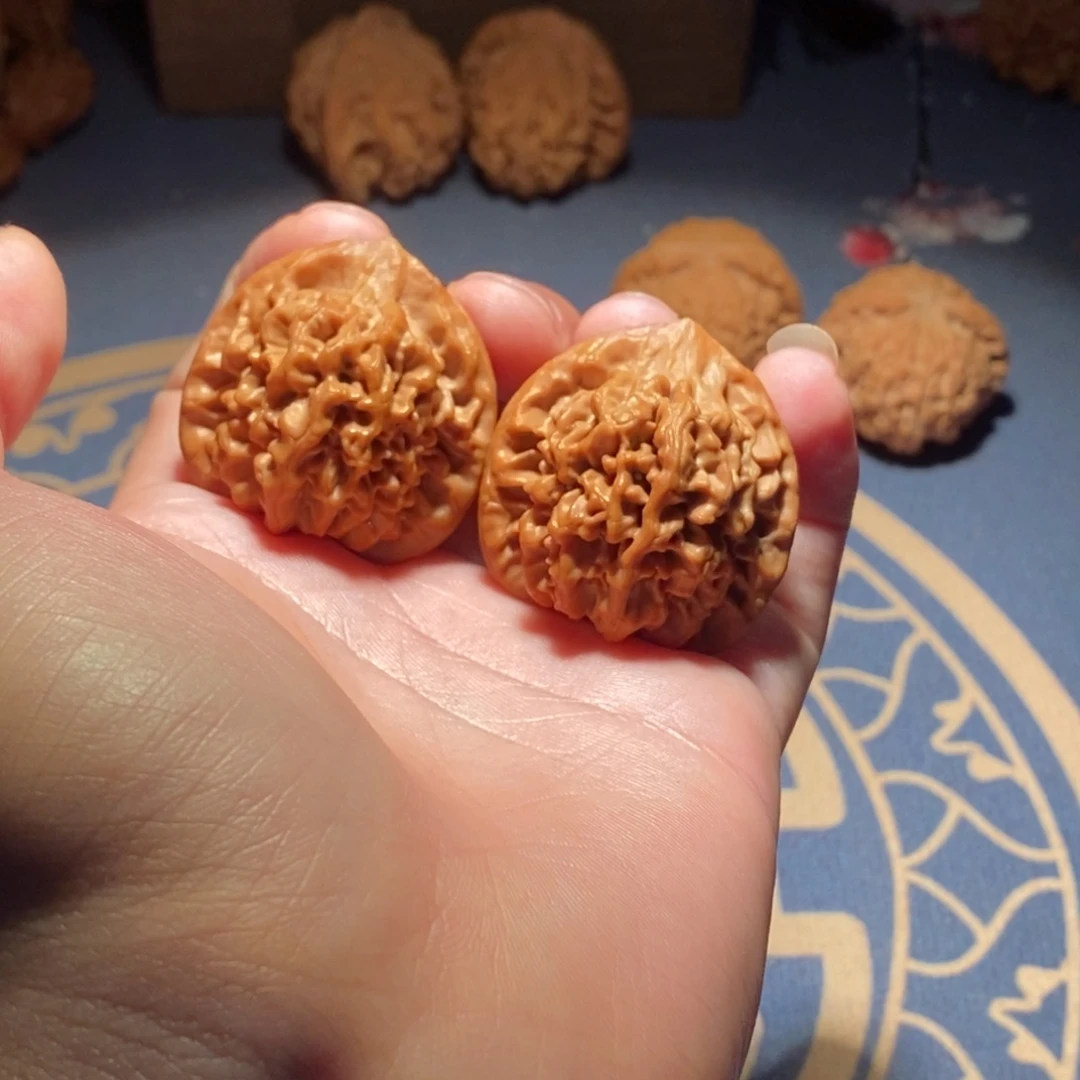 文玩核桃吊坠全品无修36秦闷