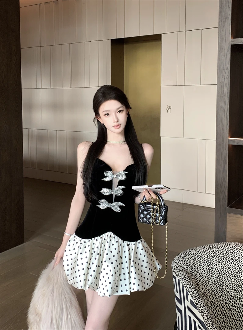 春季新款蝴蝶结镶钻吊带丝绒连衣裙女拼接波点缎面蓬蓬礼服小短裙