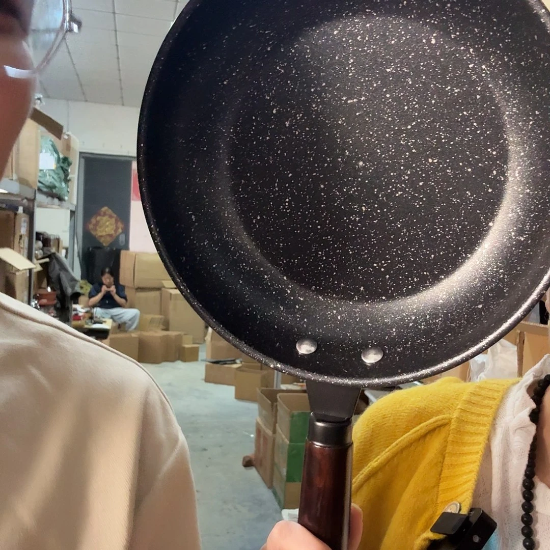 瓷片泗水老虎石不粘锅