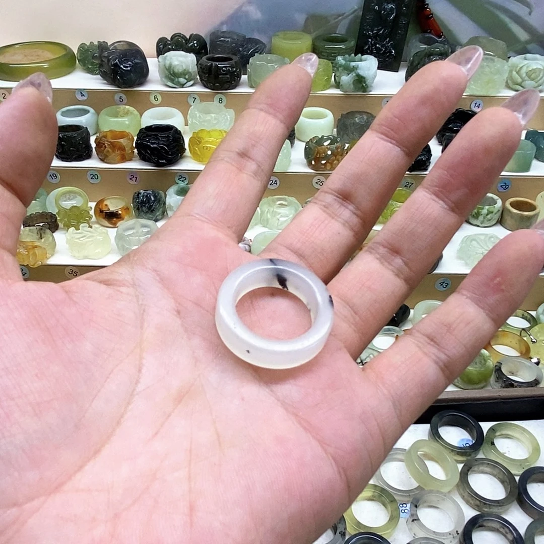 安***心未镶嵌岫玉天然玉石戒指
