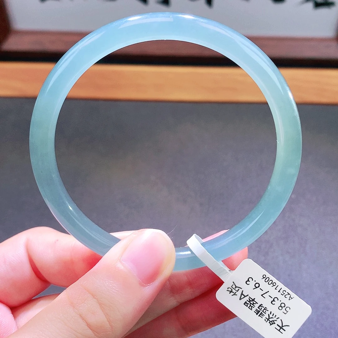 翡翠未镶嵌手镯天然翡翠