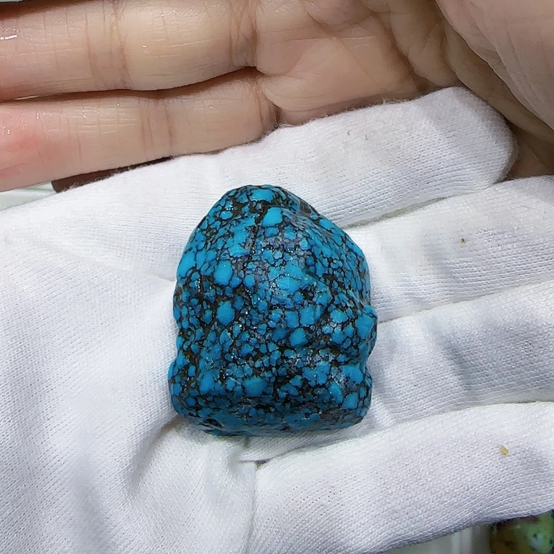 绿松石未镶嵌原矿绿松石