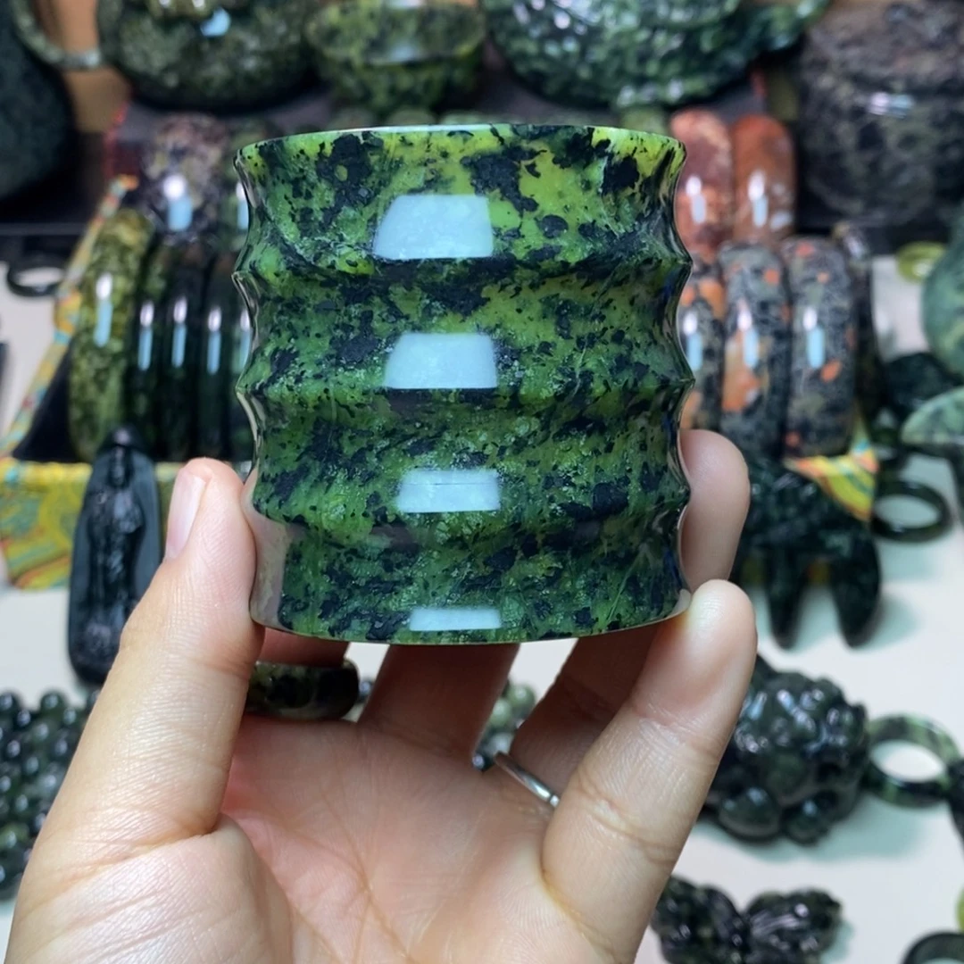 蛇纹石玉未镶嵌项链