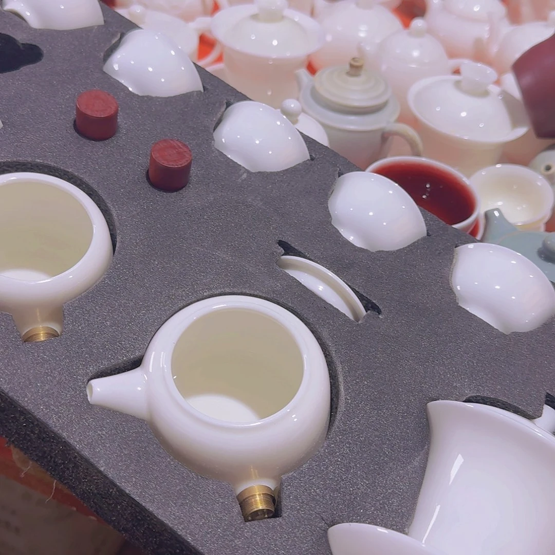 瑕疵茶具。介意勿拍