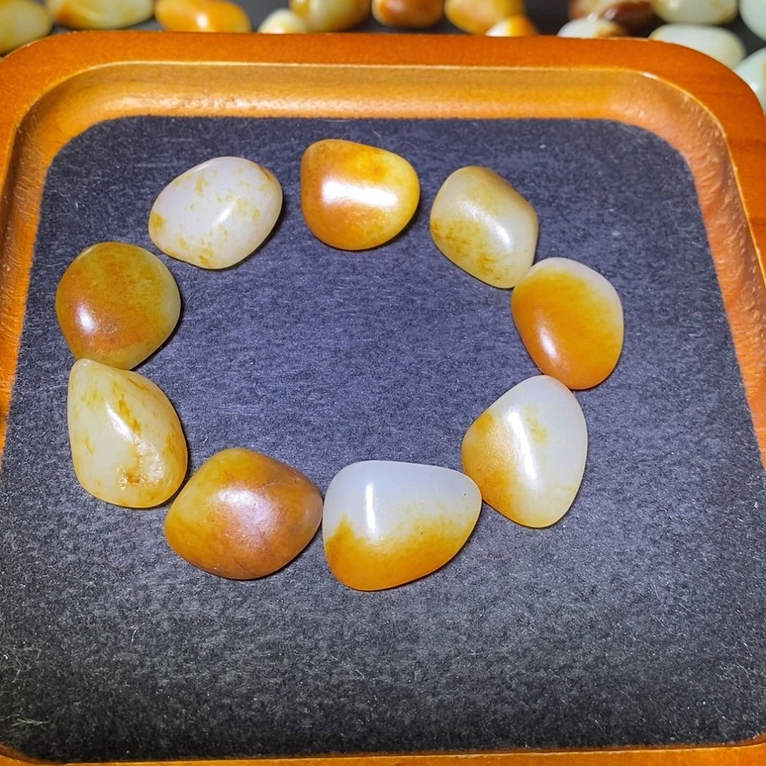 和田玉未镶嵌手串