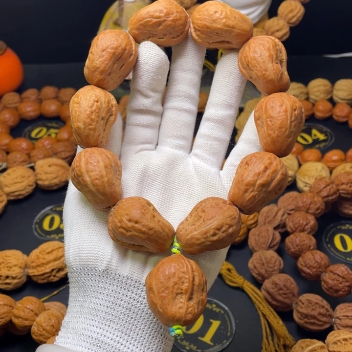 宋***9文玩核桃手串白菜