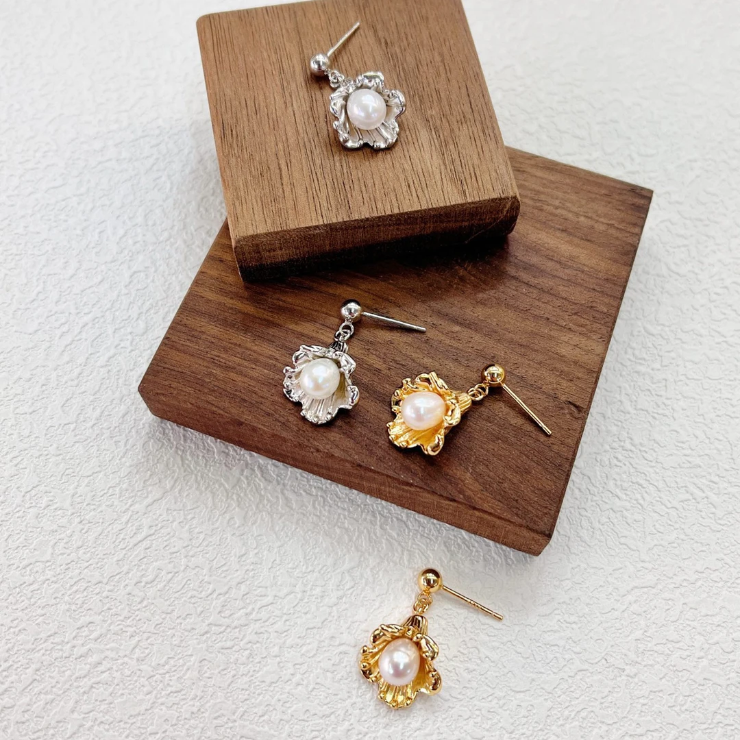 925银耳饰 通体s925银花瓣珍珠耳钉1305手工小众耳环