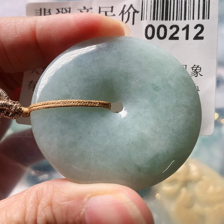 翡翠未镶嵌颈饰00000212