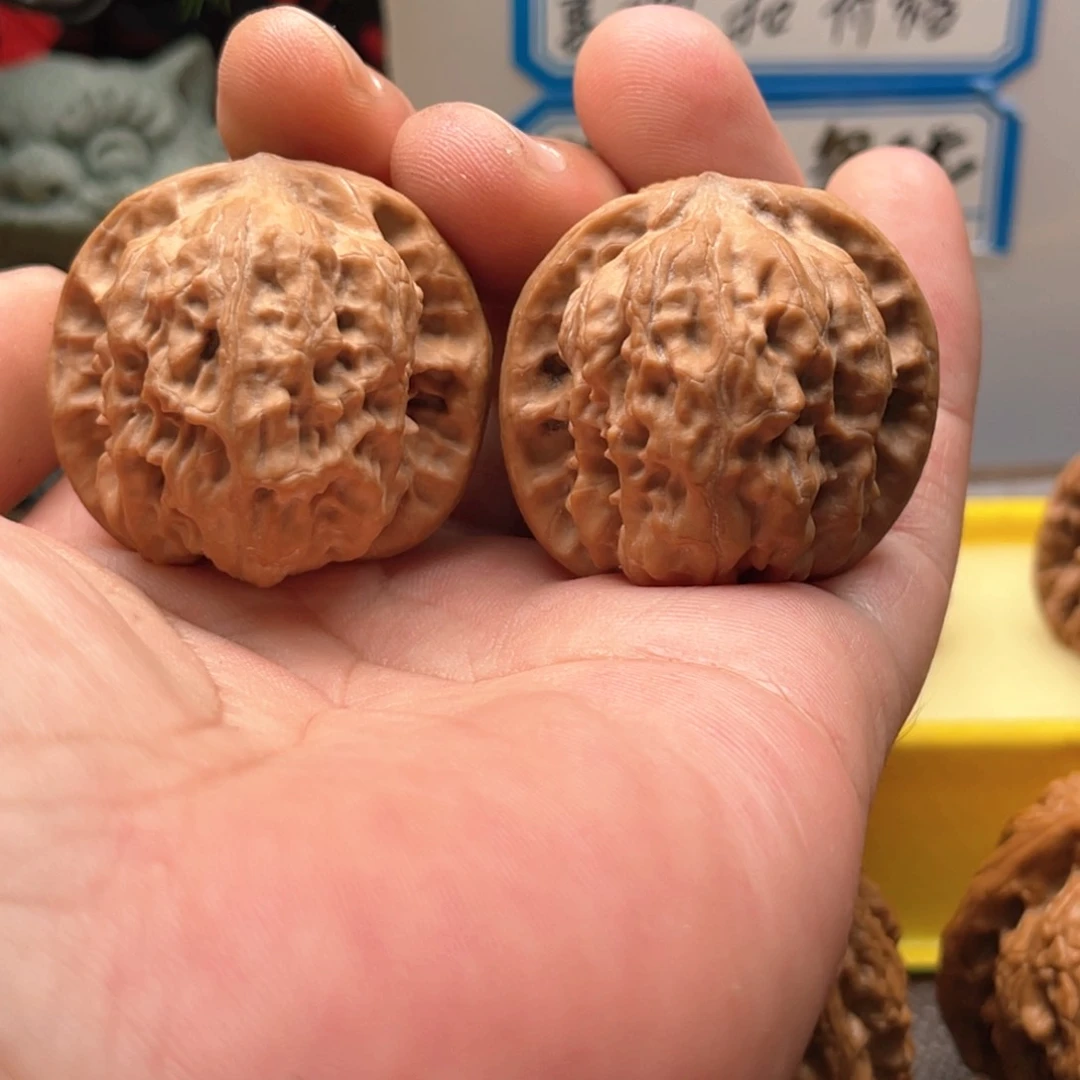 文玩核桃吊坠37野狼