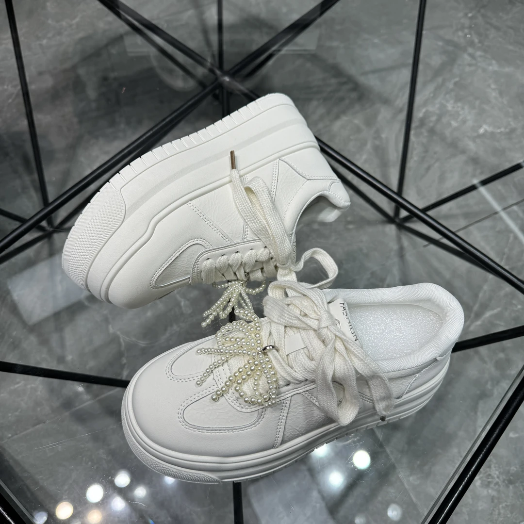 厚底小白鞋～设计感显脚瘦<5.5厘米>2025春小白鞋超轻底百搭松糕底