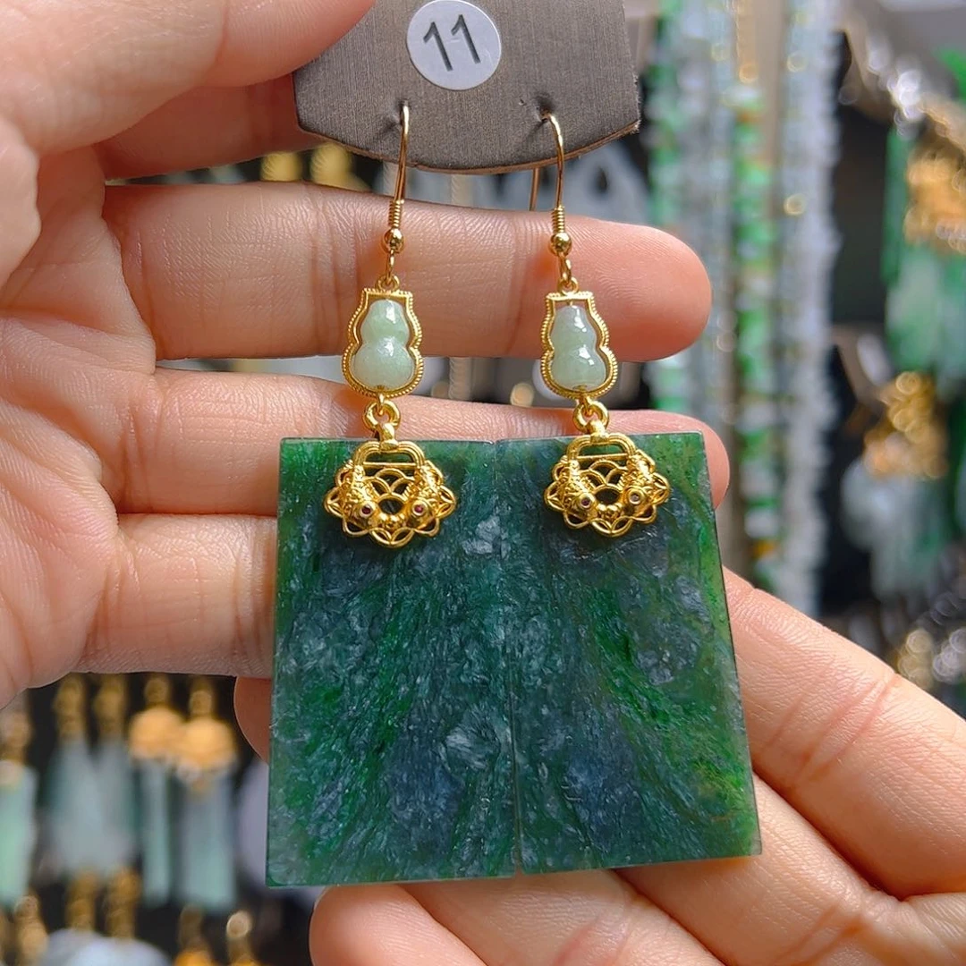 未镶嵌翡翠耳饰翡翠