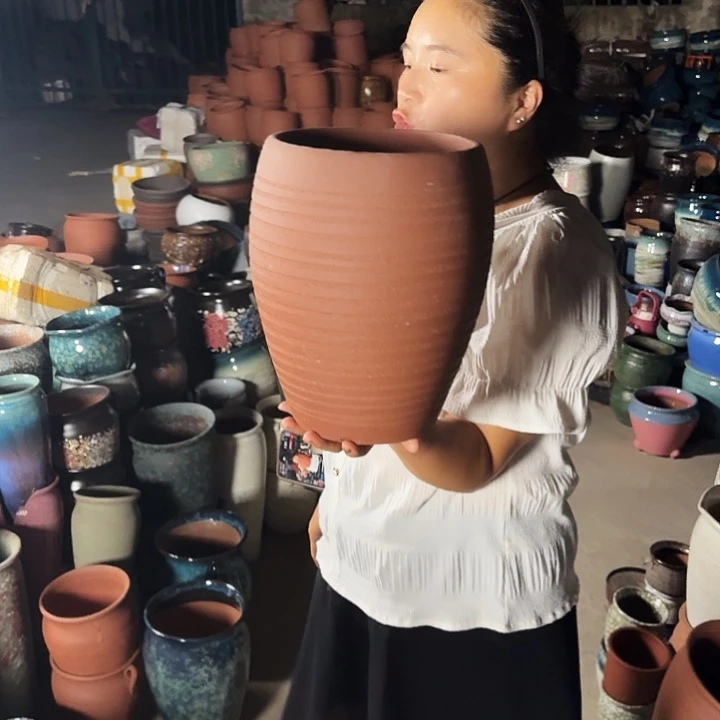 口20高27瑕疵一个盆子。