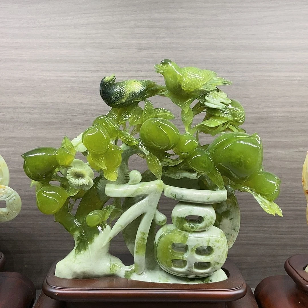 【闪购商品】蛇纹石玉（覆膜）未镶嵌珠宝奇石