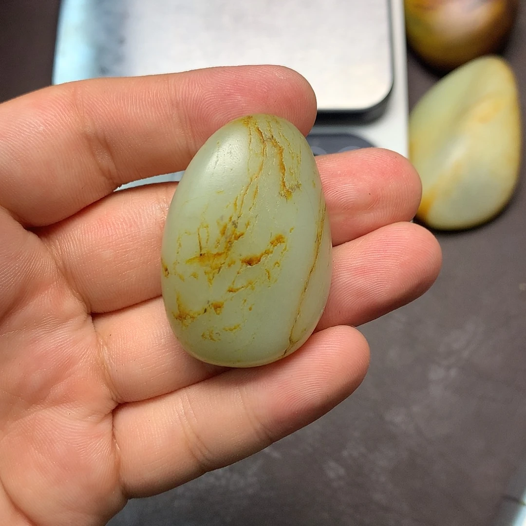 和田玉（糖玉）未镶嵌挂件