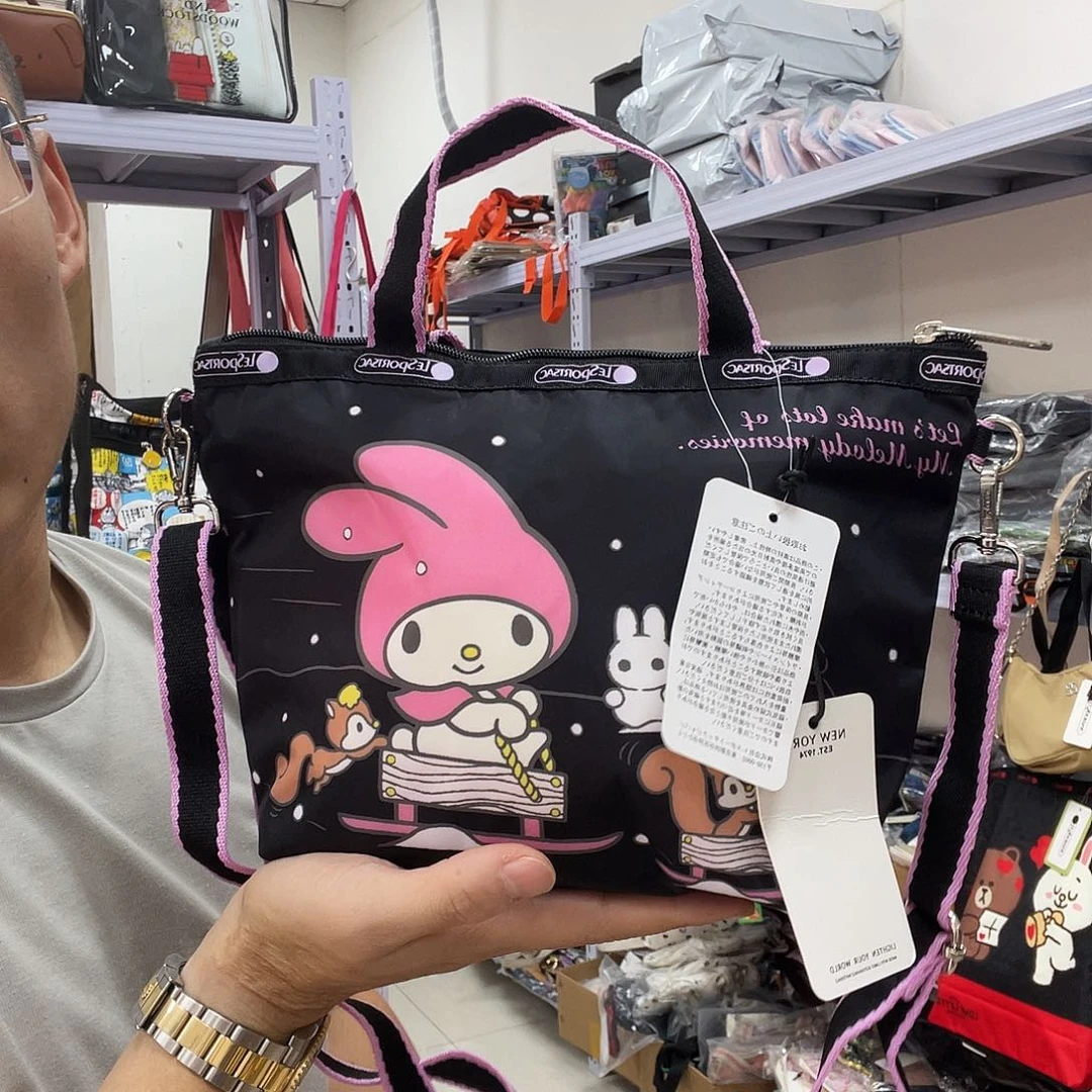 PU化妆包等产品和产品