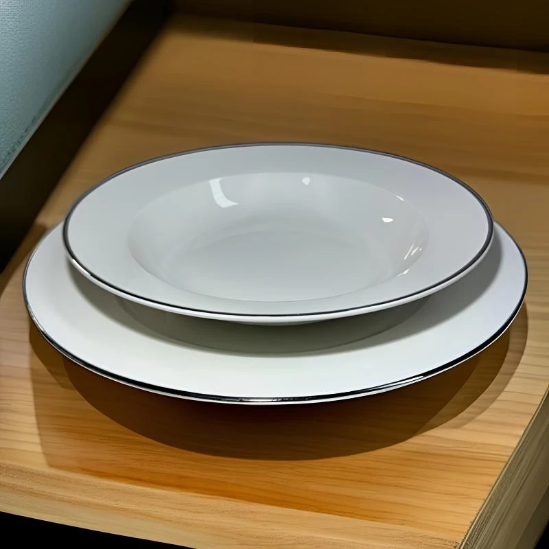 磁州窑国营时期超白强化瓷，白金边九寸深汤盘十寸平盘各一只