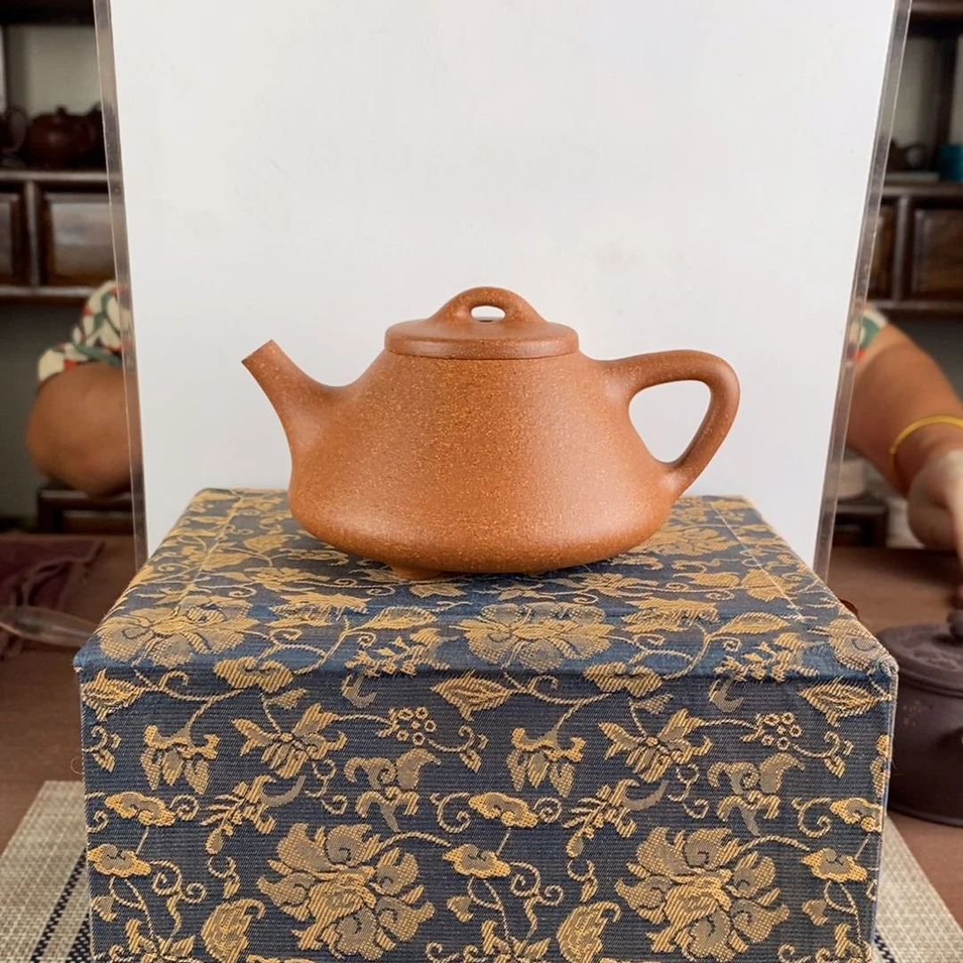 紫砂茶壶宜兴紫砂工艺美术精品