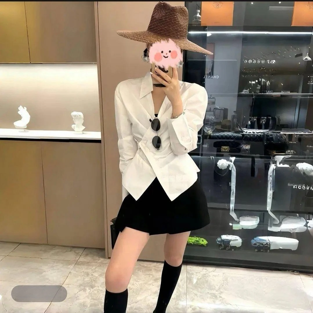 早春新款百搭收腰显瘦时尚高级设计感长袖衬衫小众女