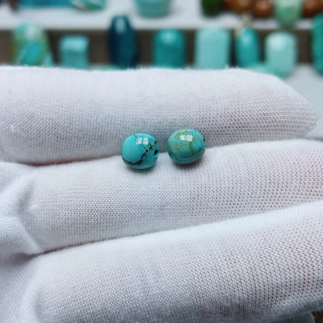 绿松石未镶嵌摆件