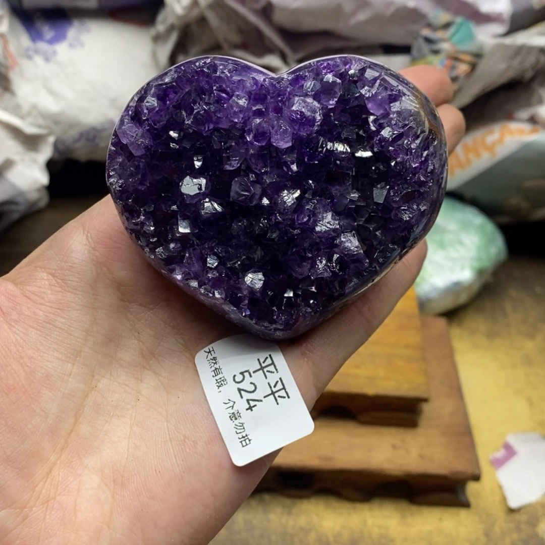 紫晶乌拉圭未镶嵌