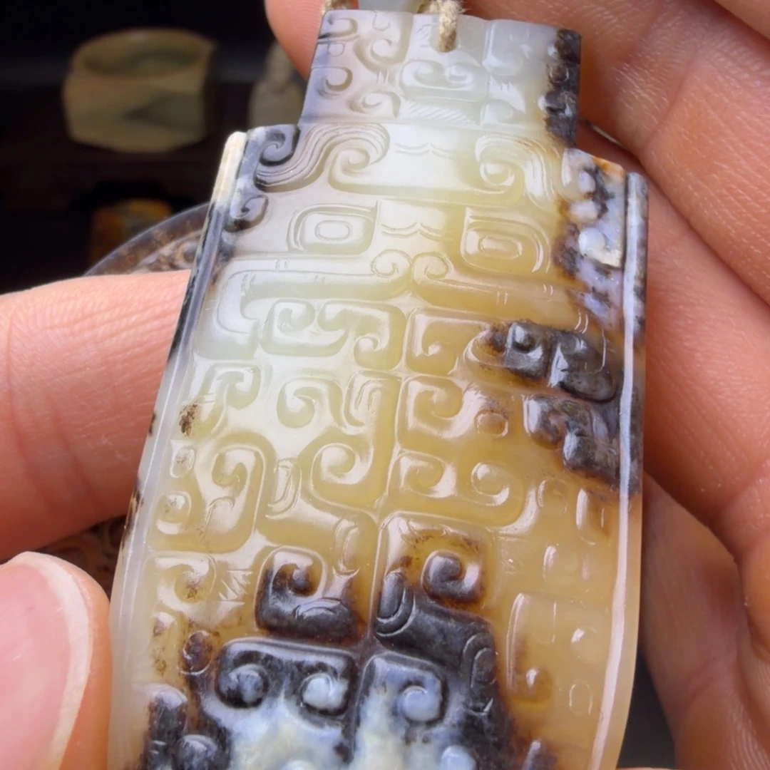 粗***饭和田玉（糖玉）未镶嵌挂件