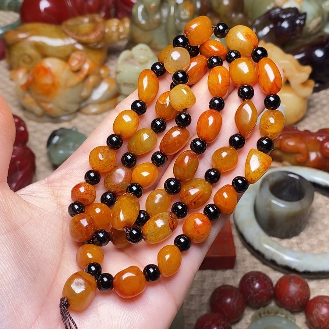 蛇纹石玉未镶嵌颈饰