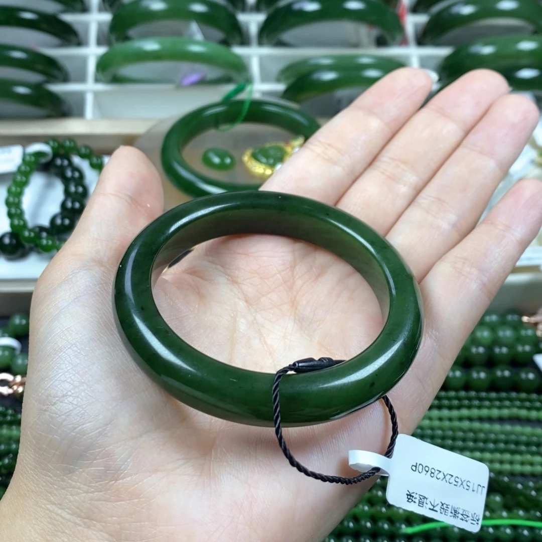 和田玉（碧玉）手镯未镶嵌52