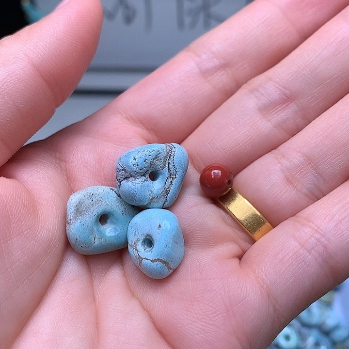 南红玛瑙未镶嵌珠宝奇石