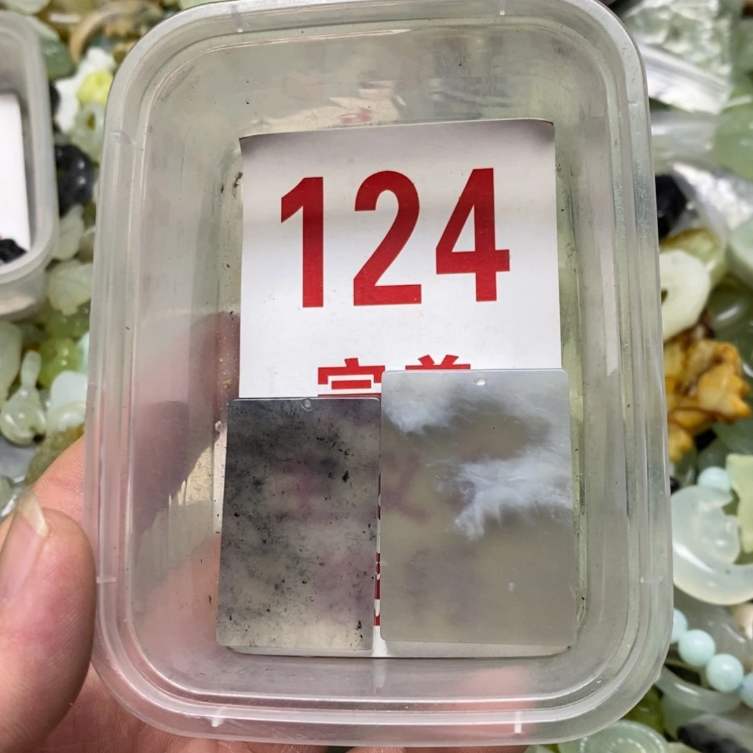 蛇纹石玉吊坠足银镀金镶嵌
