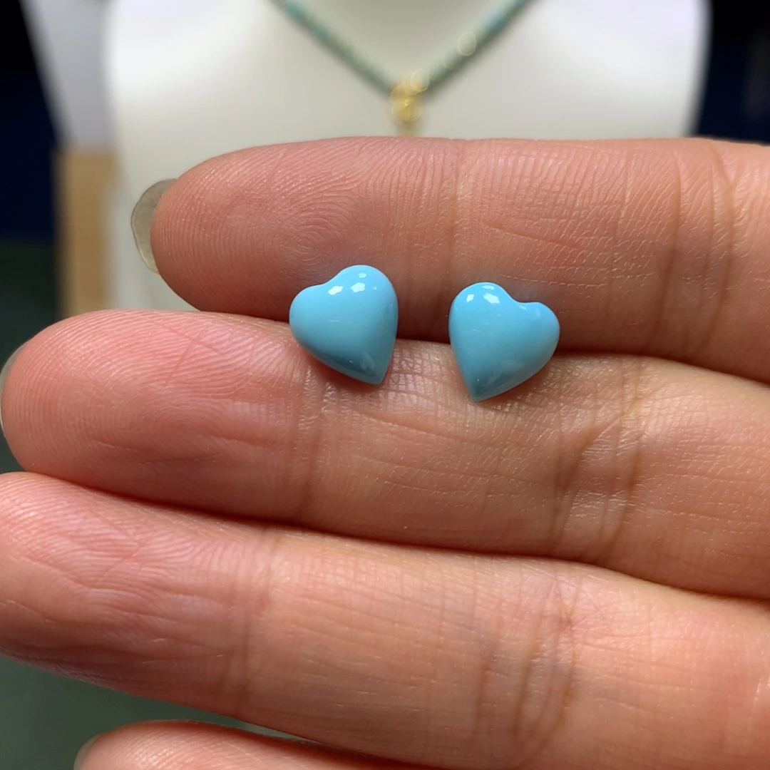 绿松石18K金镶嵌耳钉