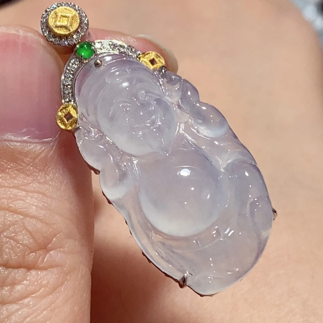 颈饰18K金镶嵌翡翠吊坠