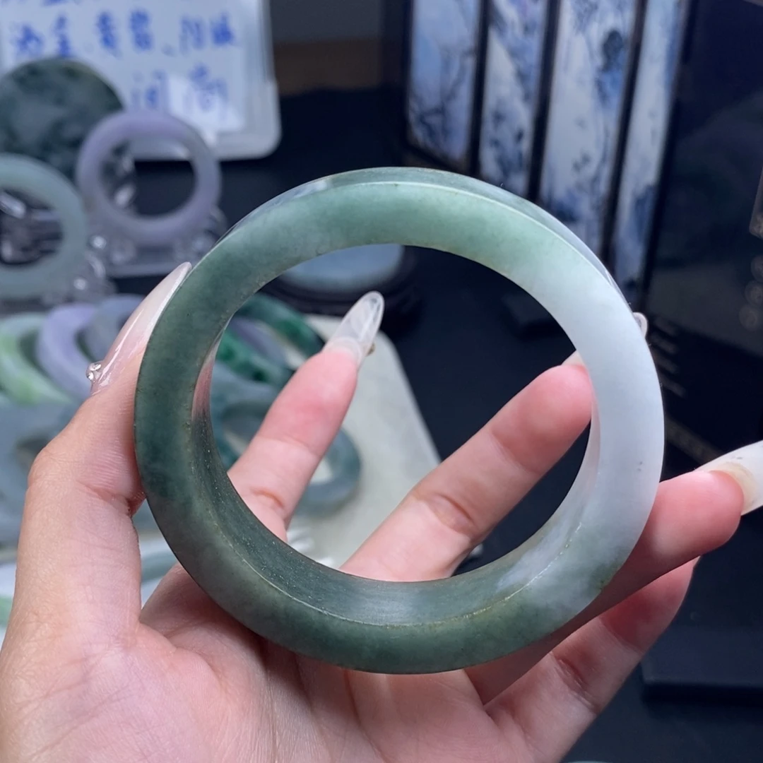 ୧***.定制翡翠未镶嵌正圈