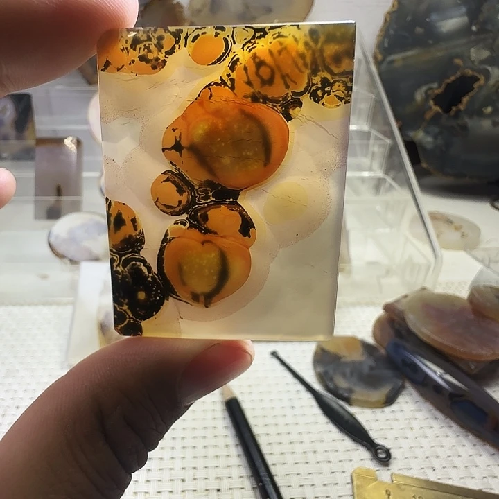 玛瑙/玉髓未镶嵌珠宝奇石