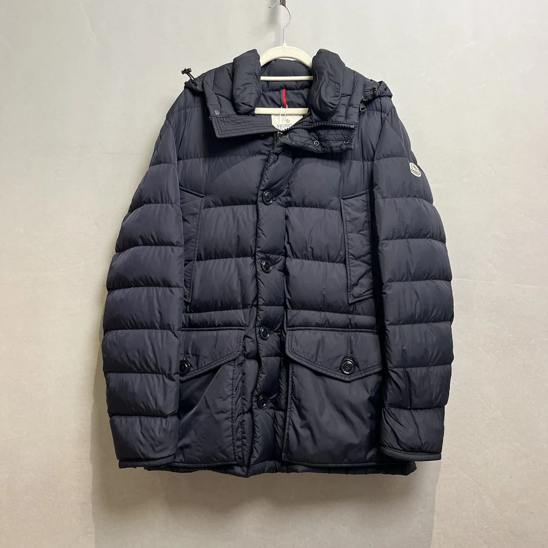 99新 MONCLER 纯色连帽羽绒服 4码
