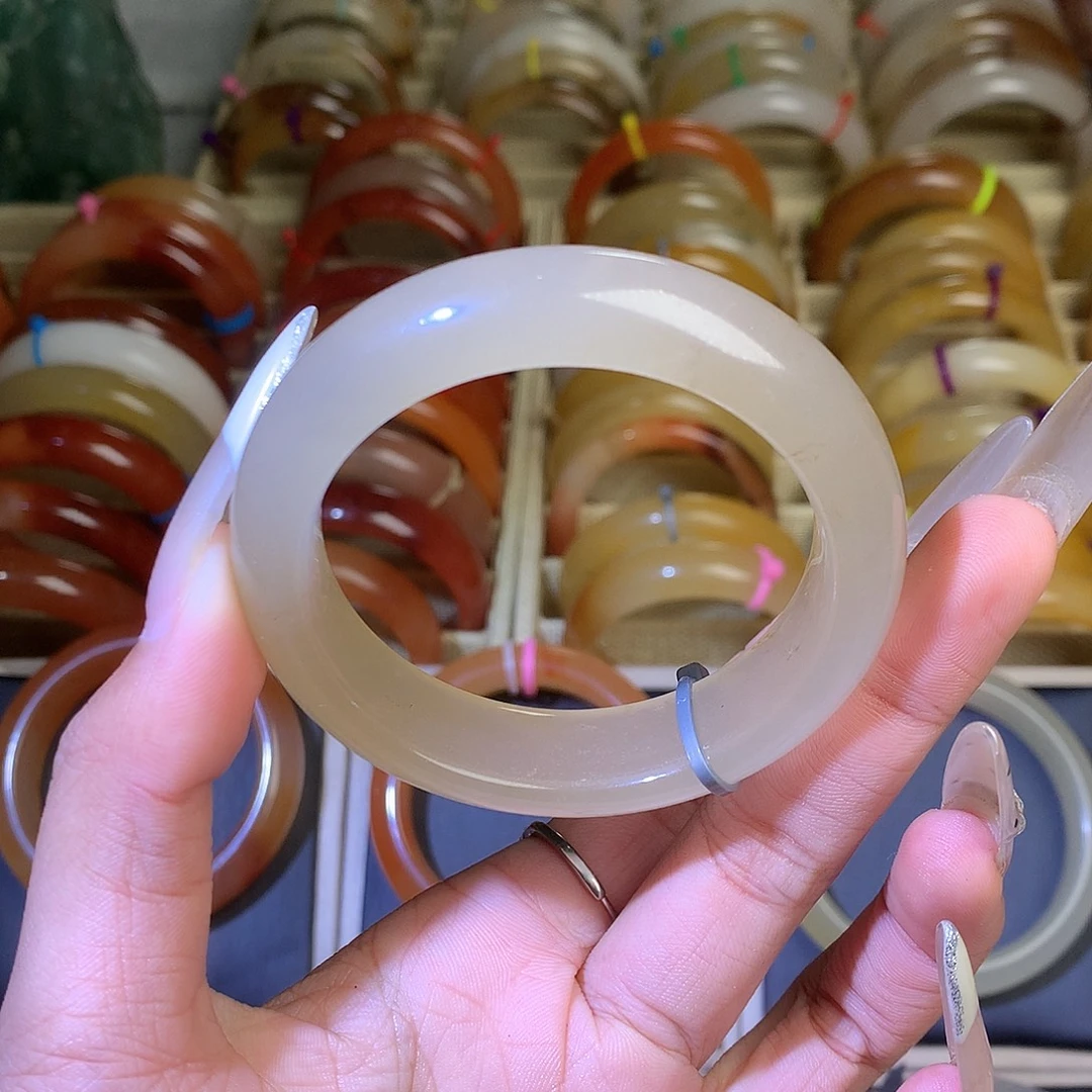 石英质玉（黄龙玉）未镶嵌手镯