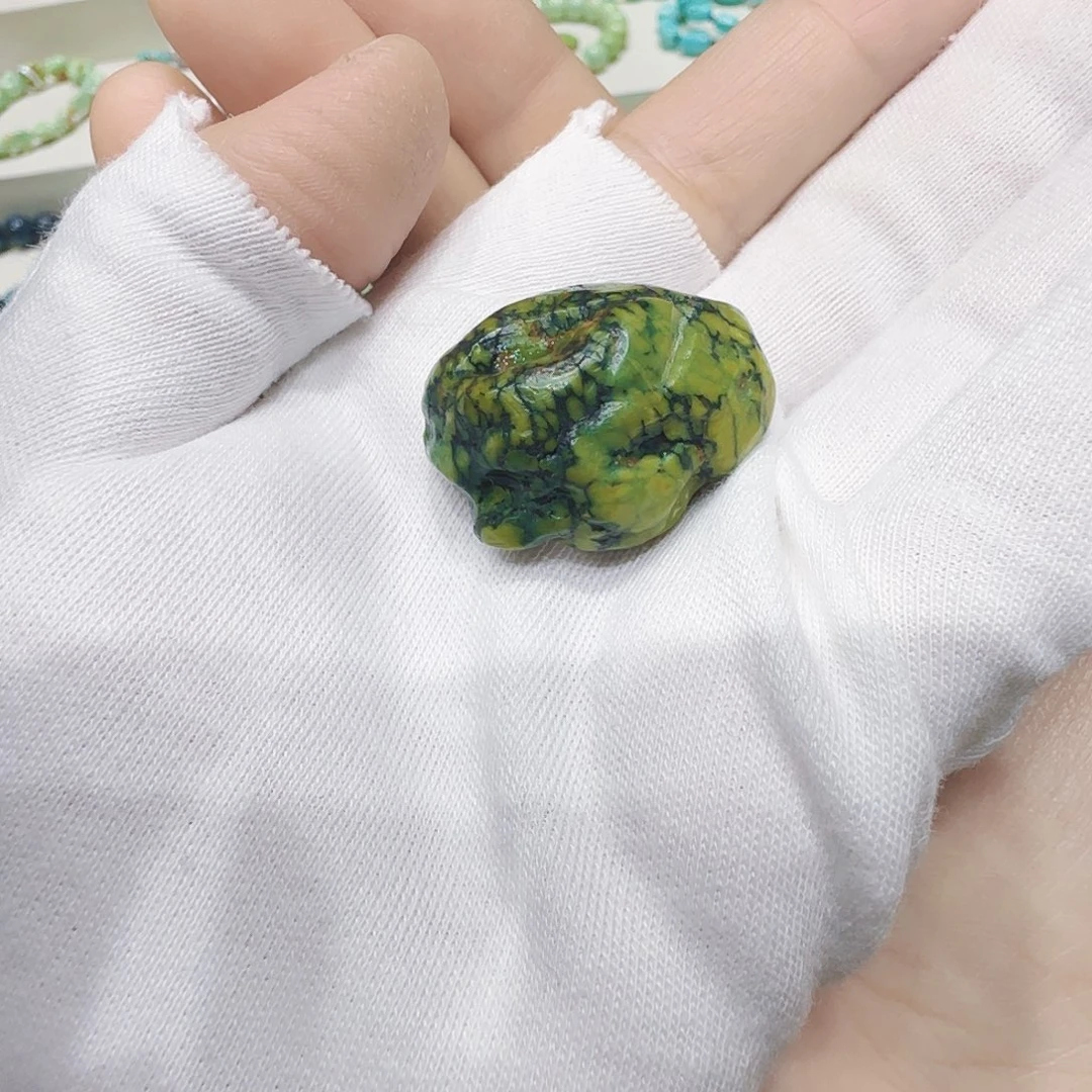 绿松石未镶嵌原矿绿松石