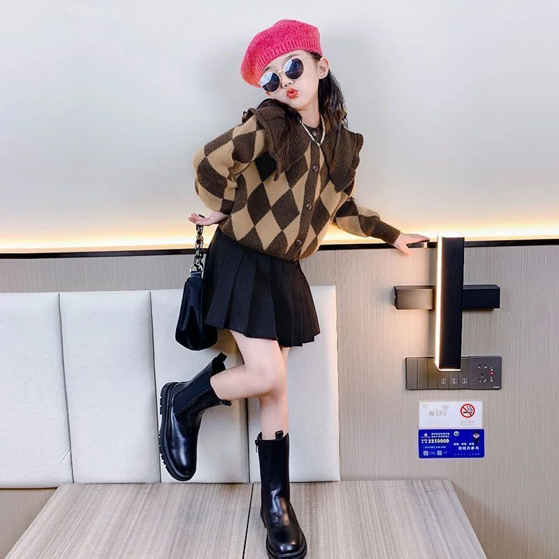 女童毛衣开衫秋冬装2025新款儿童时尚格子外套大童洋气百搭上衣潮