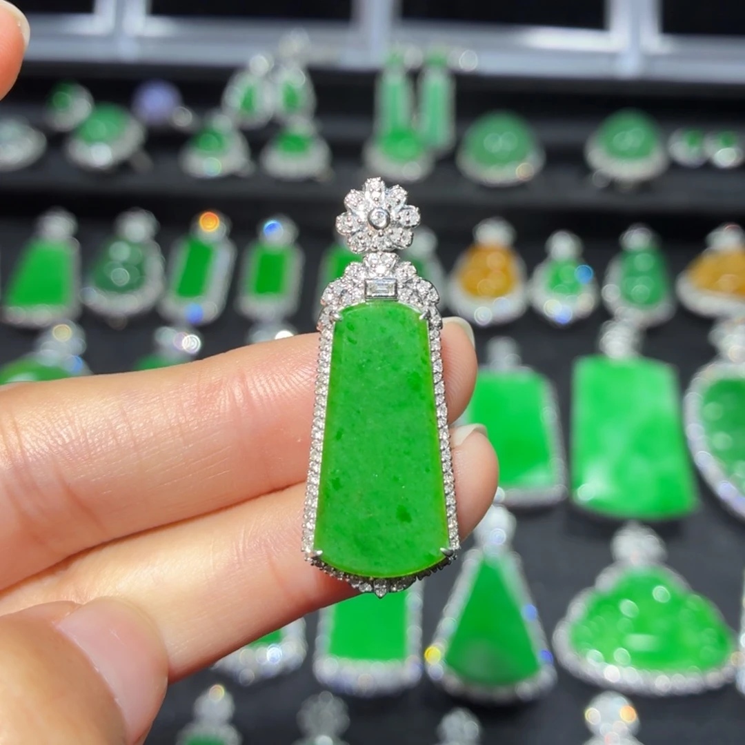 翡翠18K金镶嵌吊坠(不含链)81号