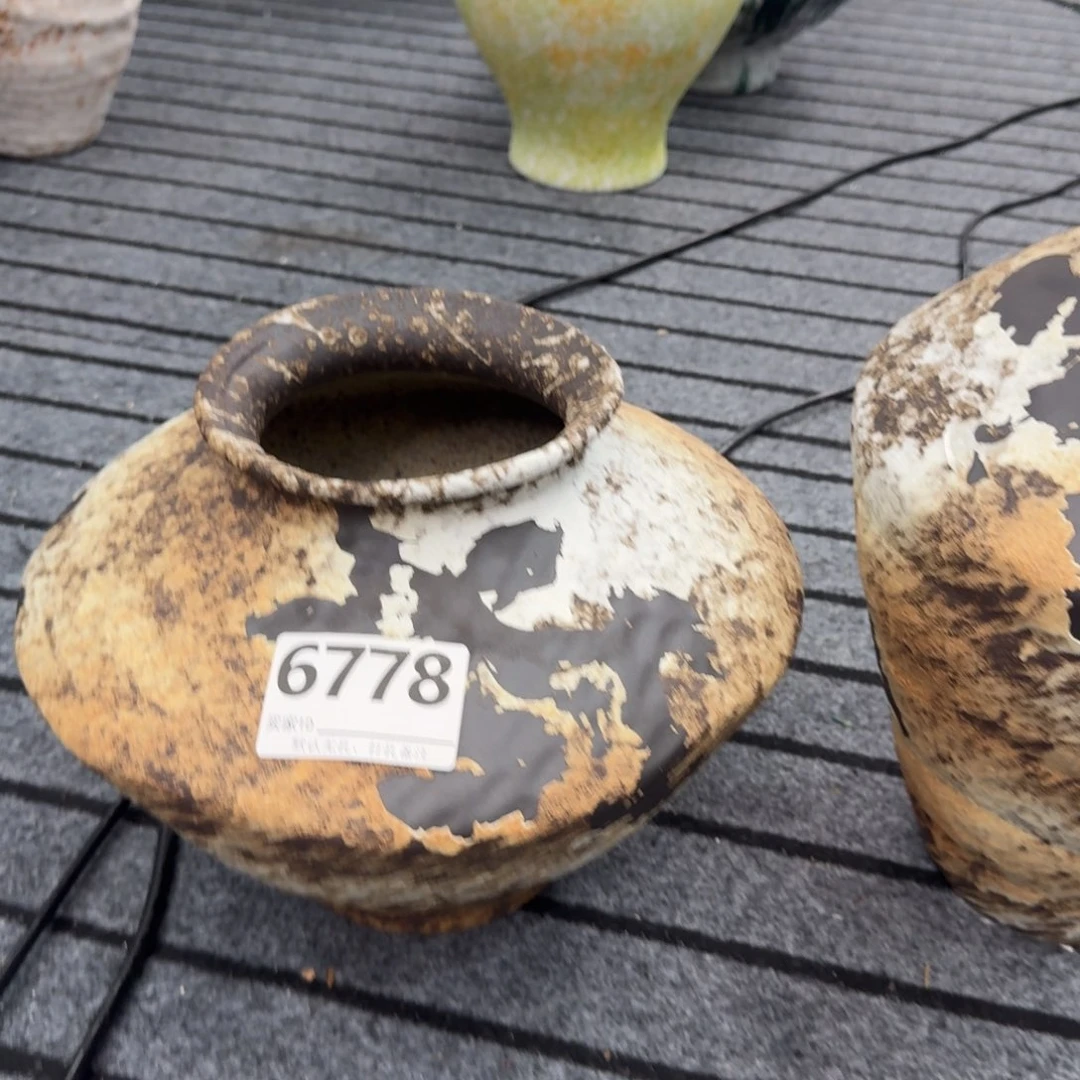 邵***员摆件景德镇高温花瓶编码6778高24口10默认无孔