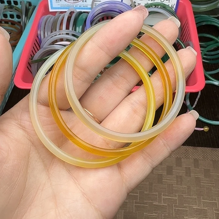 玛瑙/玉髓手镯未镶嵌